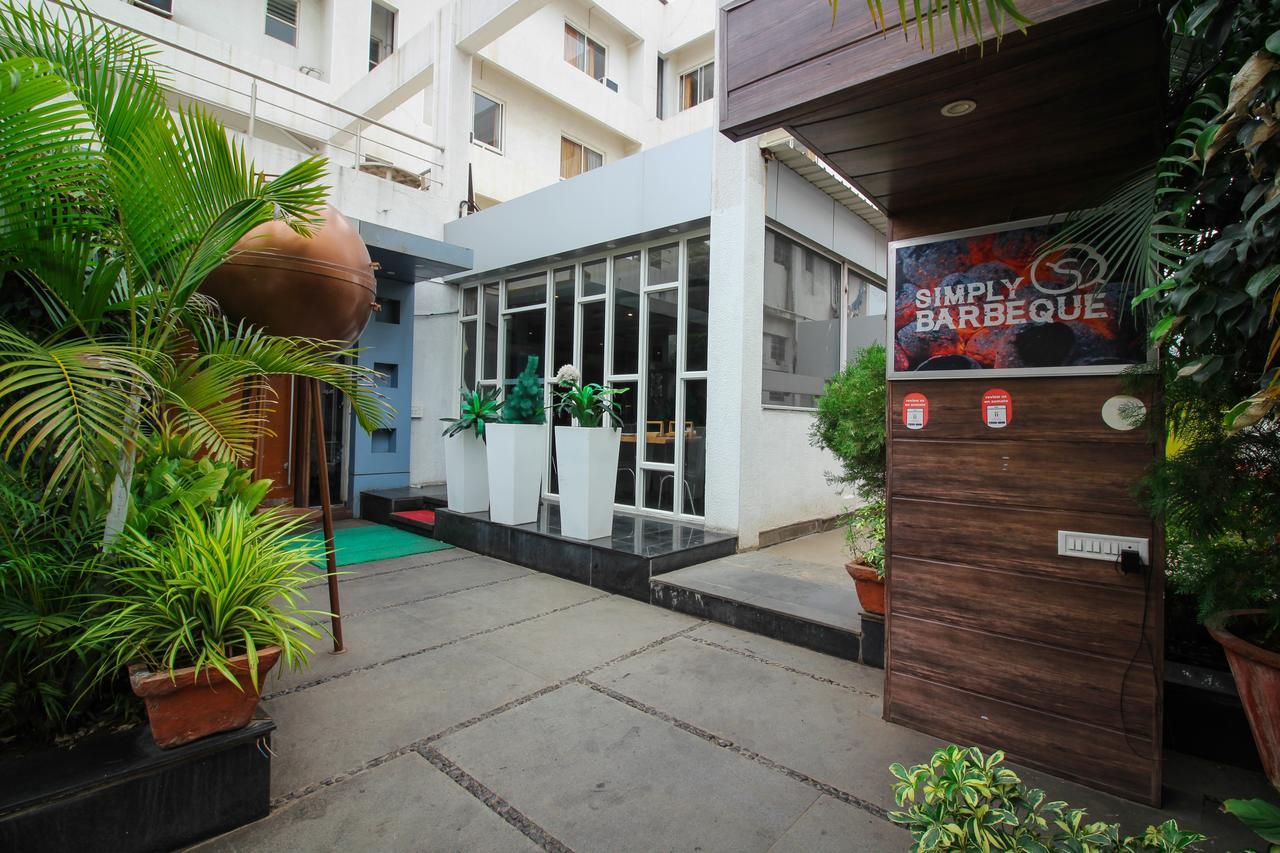 Oyo 24197 Saptaruchi Hotel Pimpri-Chinchwad Esterno foto