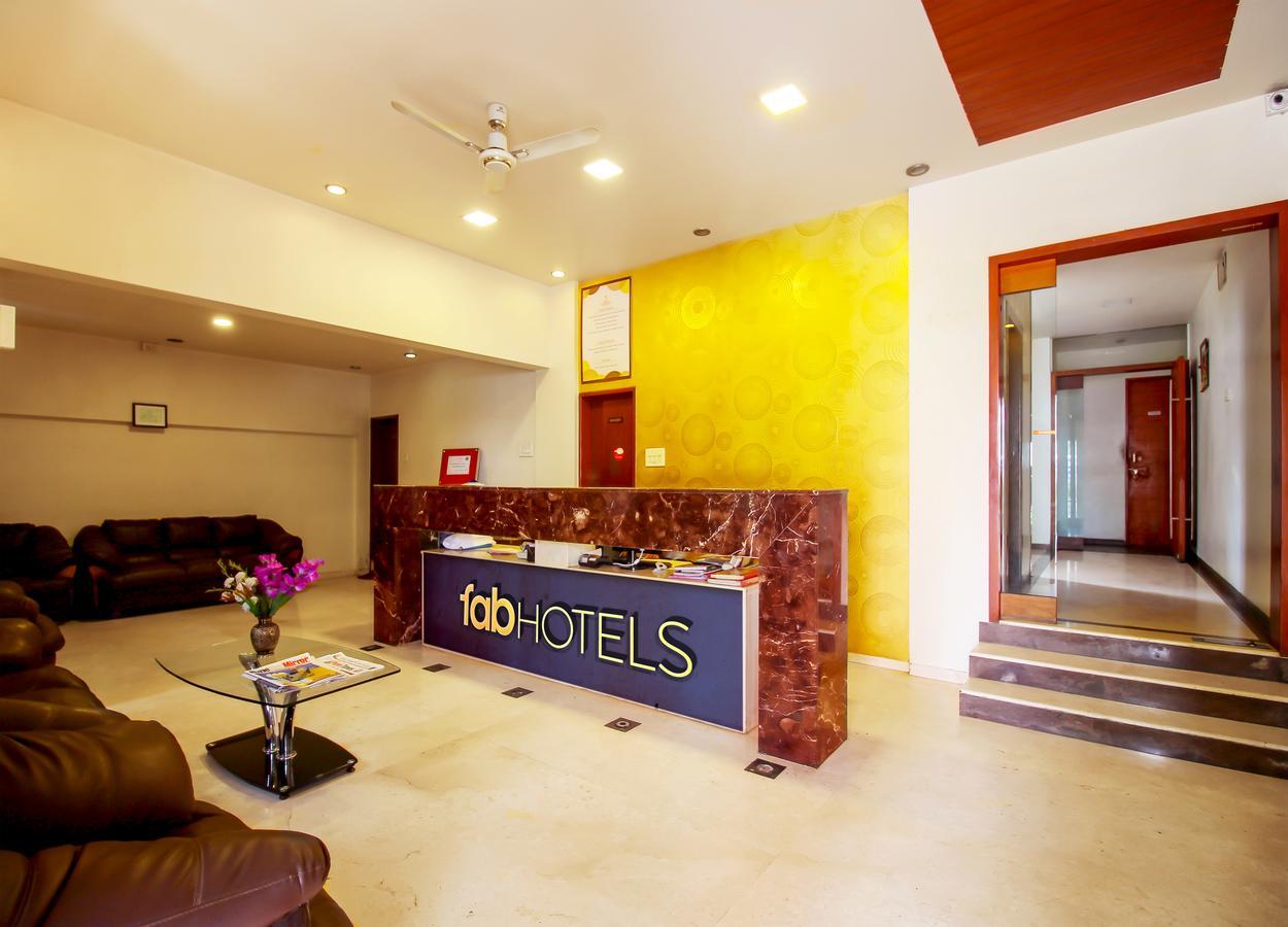 Oyo 24197 Saptaruchi Hotel Pimpri-Chinchwad Esterno foto