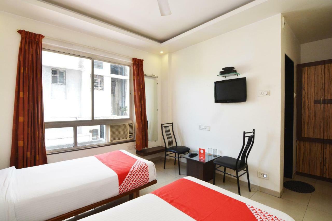 Oyo 24197 Saptaruchi Hotel Pimpri-Chinchwad Esterno foto